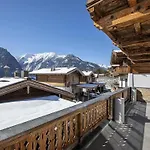 شاليه With Sauna And Natural Pool Neukirchen am Großvenediger