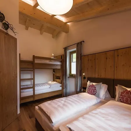 Chalet With Sauna And Natural Pool Neukirchen am Großvenediger