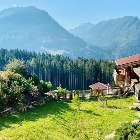 Chalet With Sauna And Natural Pool