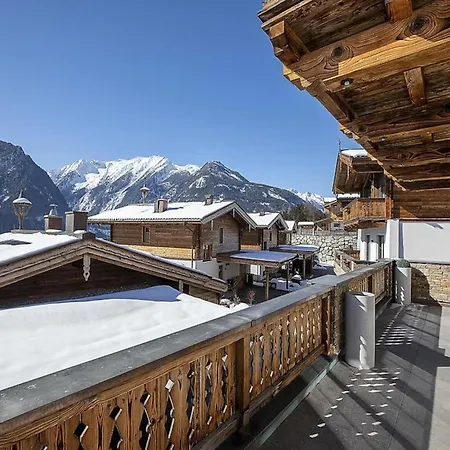 Chalet With Sauna And Natural Pool Neukirchen am Großvenediger