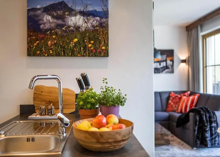 With Sauna And Natural Pool Нойкирхен-ам-Гросфенедигер