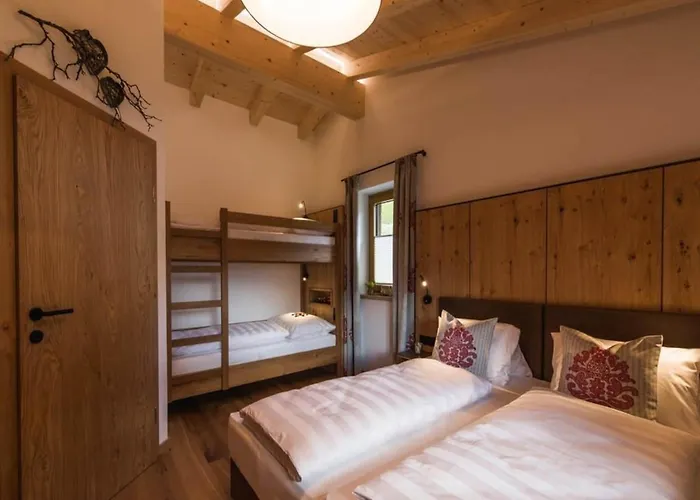 Шале With Sauna And Natural Pool Нойкирхен-ам-Гросфенедигер