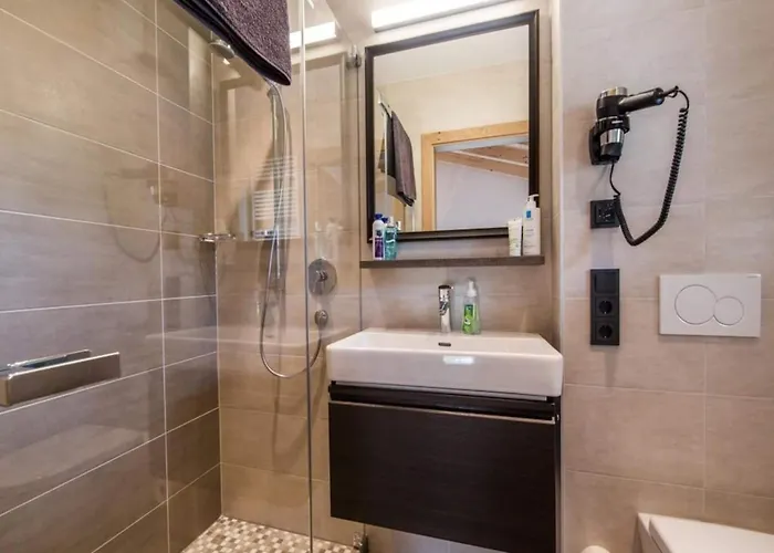 With Sauna And Natural Pool Neukirchen am Großvenediger