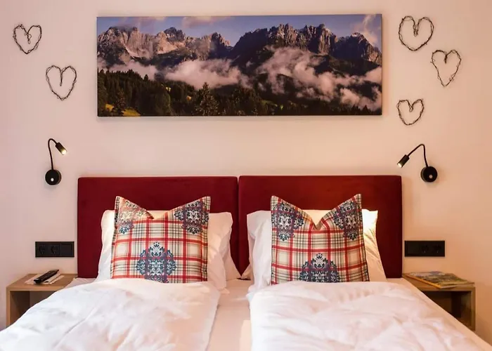 With Sauna And Natural Pool Шале *