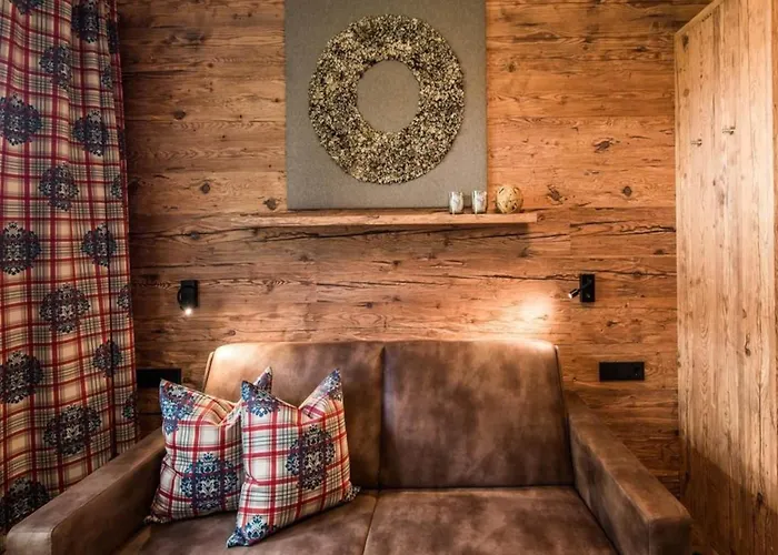 With Sauna And Natural Pool Шале Нойкирхен-ам-Гросфенедигер