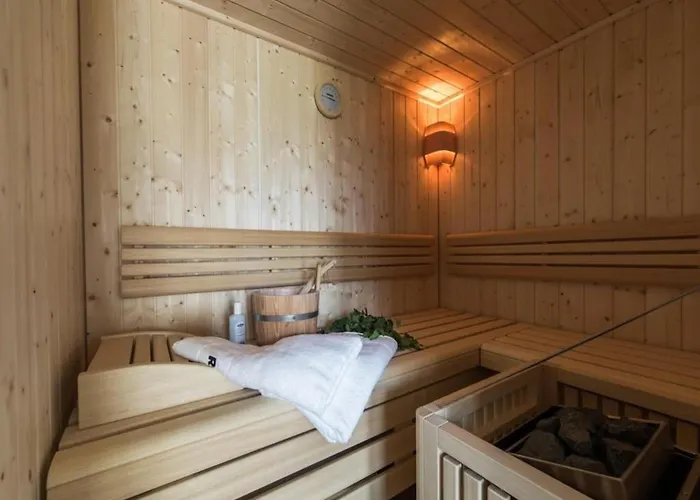 With Sauna And Natural Pool *