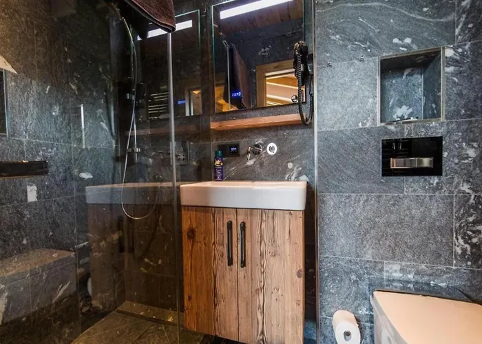 Шале With Sauna And Natural Pool