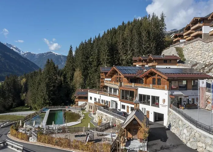 With Sauna And Natural Pool *